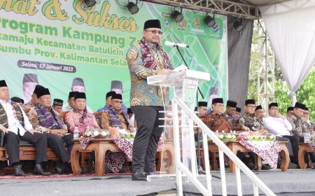 Menteri Agama Resmikan Program Kampung Zakat di Tanah Bumbu
