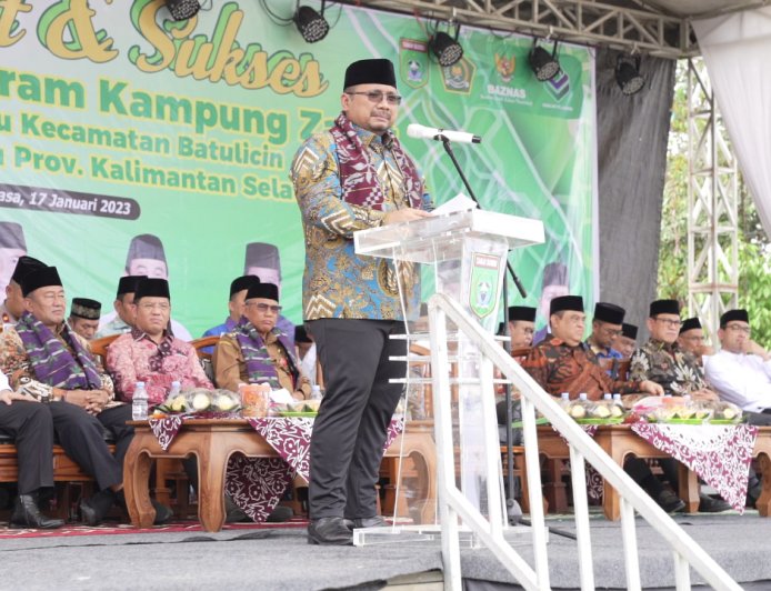 Menteri Agama Resmikan Program Kampung Zakat di Tanah Bumbu