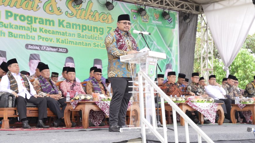 Menteri Agama Resmikan Program Kampung Zakat di Tanah Bumbu