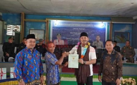 Pemkab Kapuas Hulu 1.274 Serahkan Sertifikat Tanah Gratis di Empat Desa Wilayah Hulu Gurung