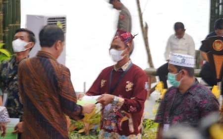 Provinsi Kalimantan Tengah Terima SK Perhutanan Sosial, SK TORA dan SK Hutan Adat
