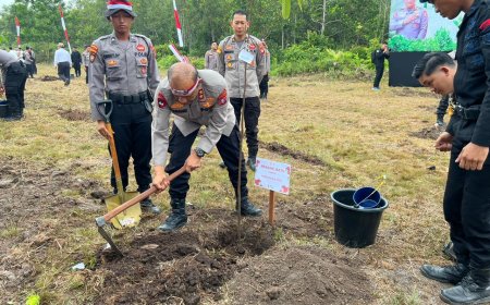 Kapolda Kalteng Tanam Pohon Cegah Global Warming